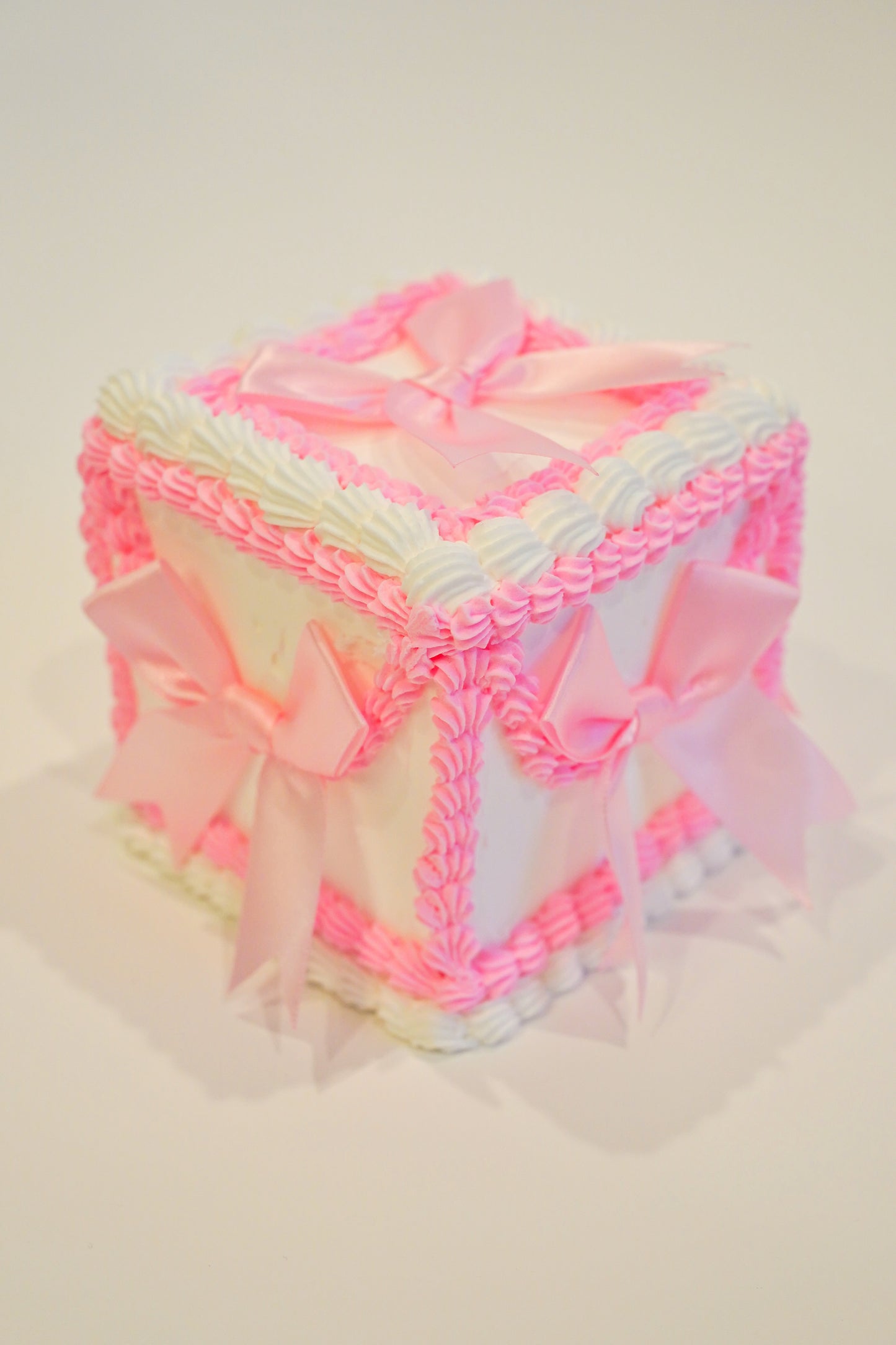 Vintage White and Pink Bow Square Small Cake