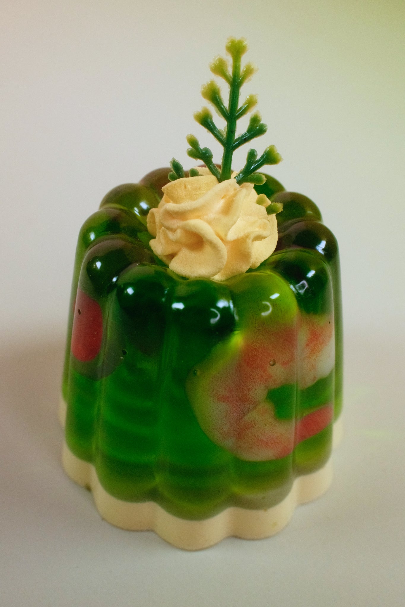Mini Shrimp and Olive Jello