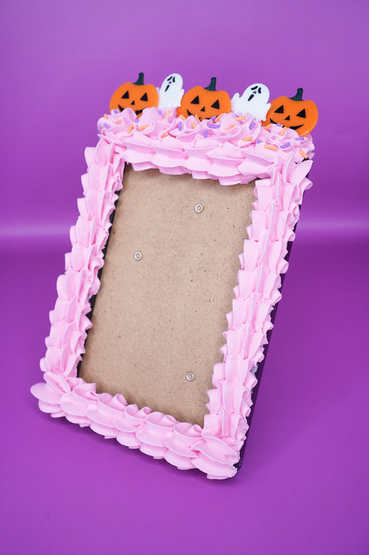 Cutesy Halloween Fake Cake Frame