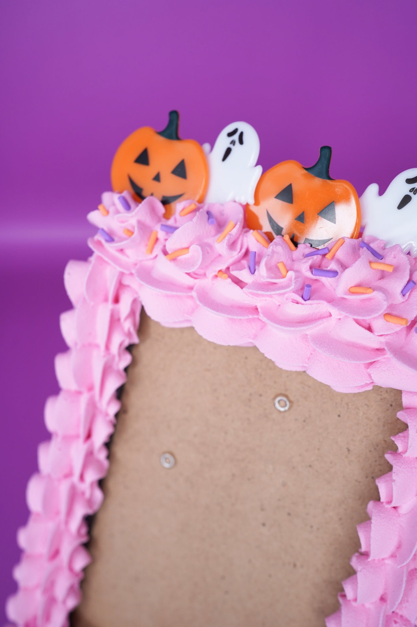 Cutesy Halloween Fake Cake Frame