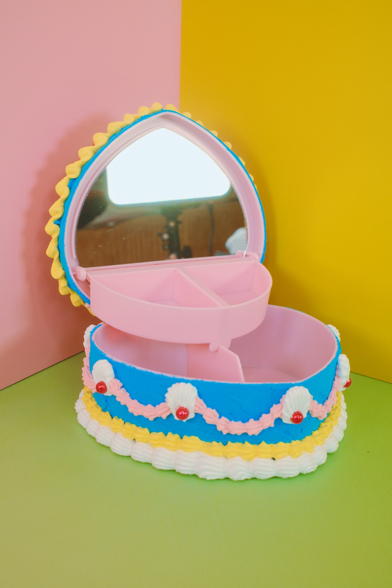 Colorful Cake Jewelry Box