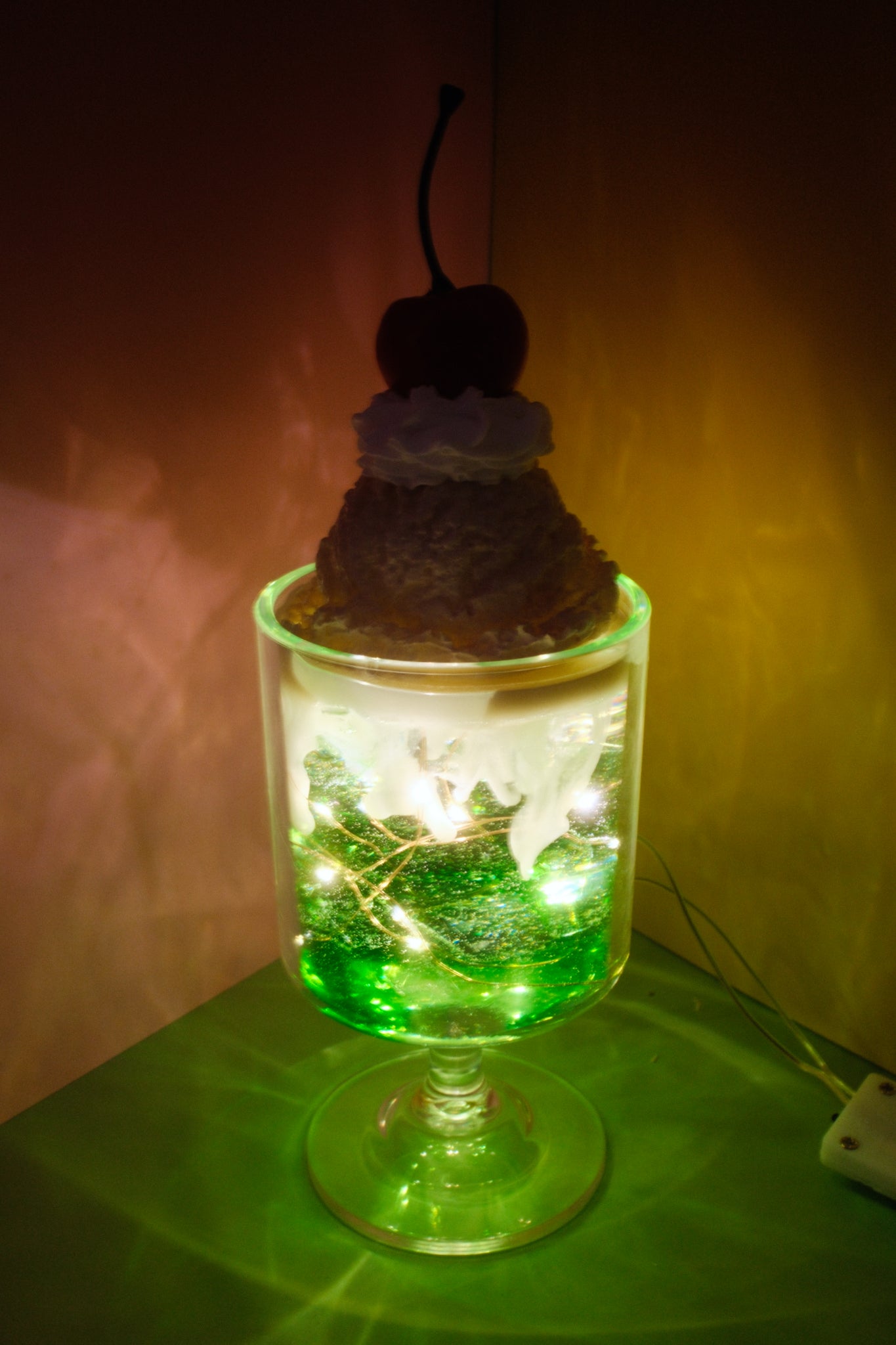 Melon Cream Soda Lamp